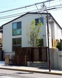 幼稚園・保育園　スクルドエンジェル保育園柿の木坂園（幼稚園・保育園）まで186m