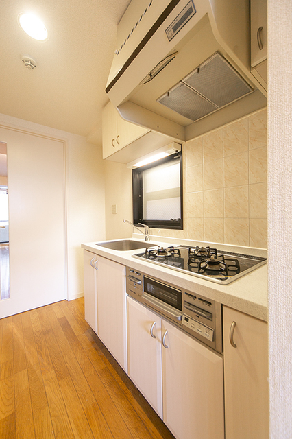 キッチン　※写真は同タイプ住戸です。
