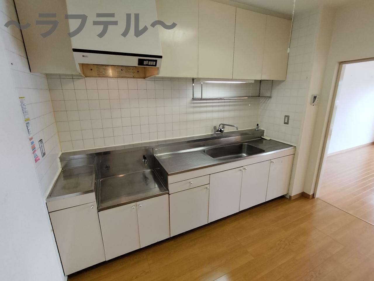 キッチン　別部屋イメージ写真