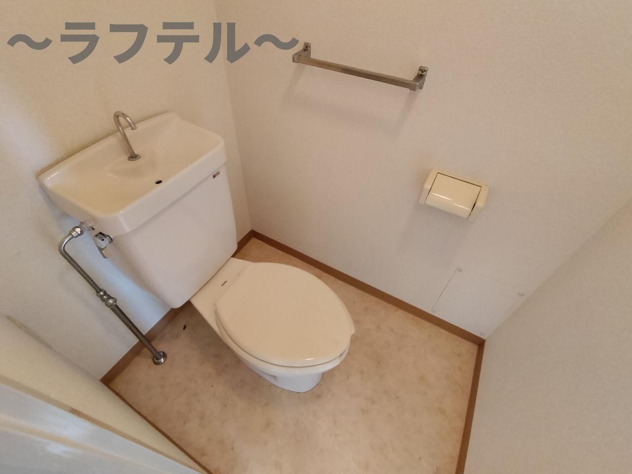 トイレ　別部屋イメージ写真