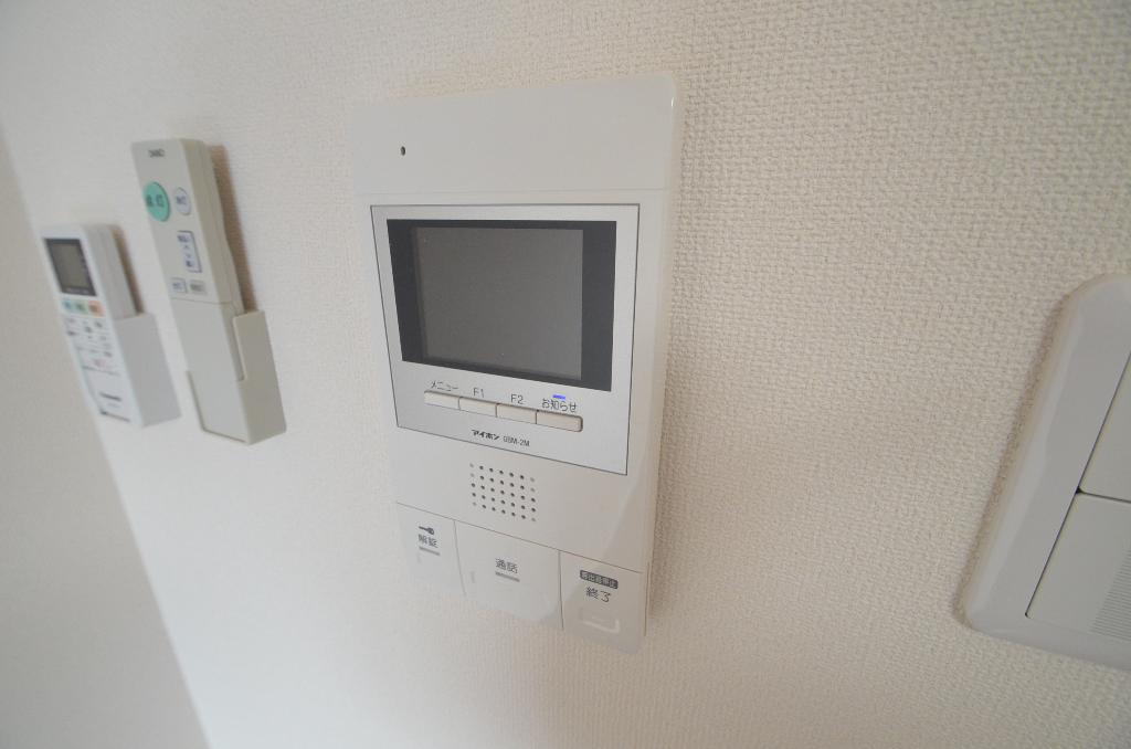 セキュリティ　カメラ付インターホン