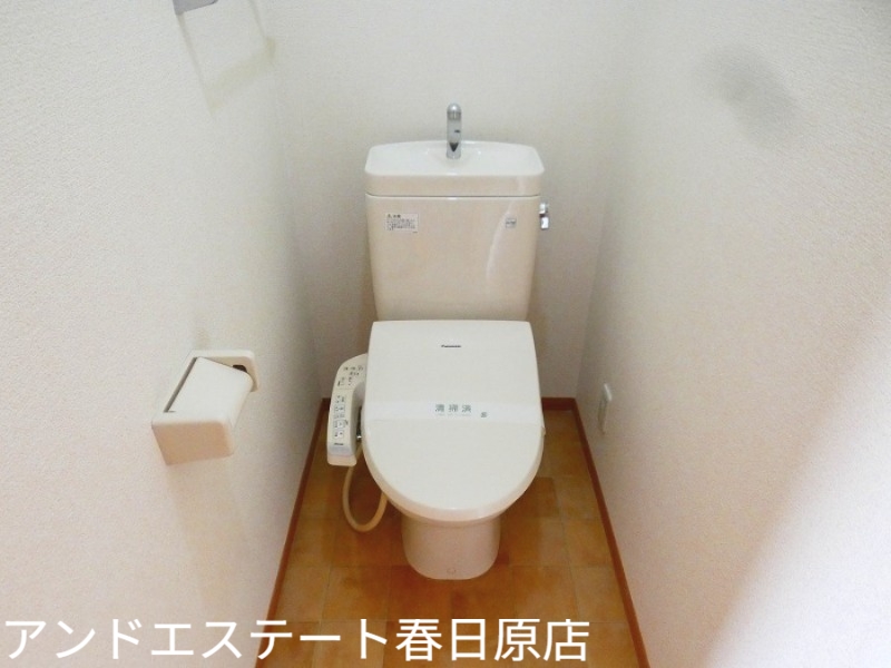 トイレ　別号室の写真です