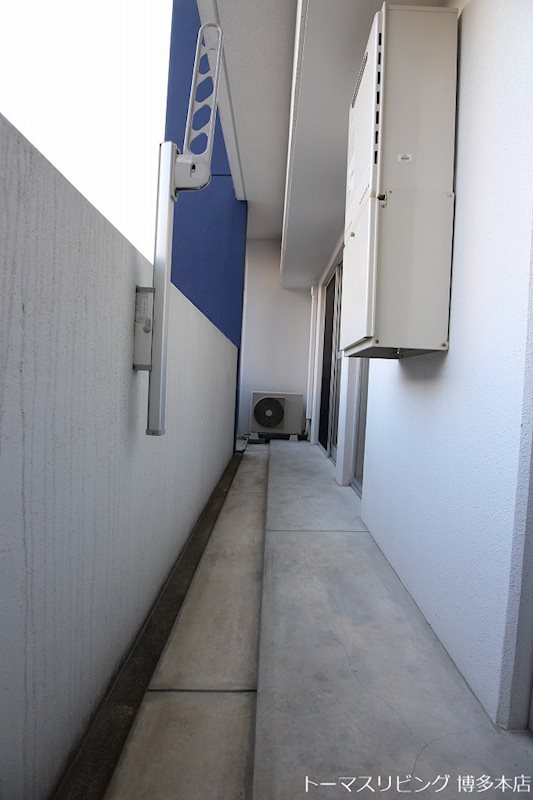 バルコニー　※別号室の参考写真になります。