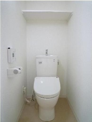 トイレ　写真は同タイプ住居です。