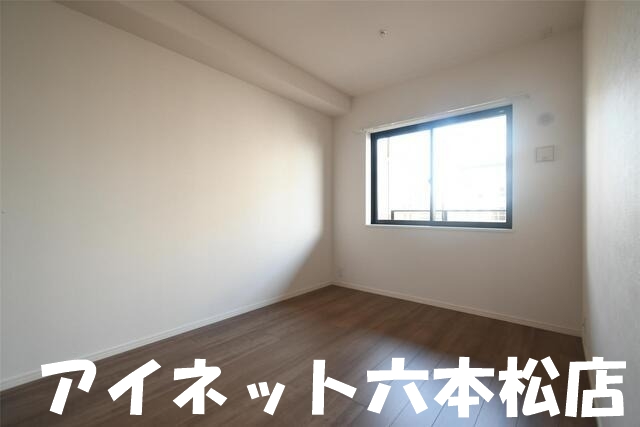 その他部屋・スペース　寝室にいかがでしょうか。