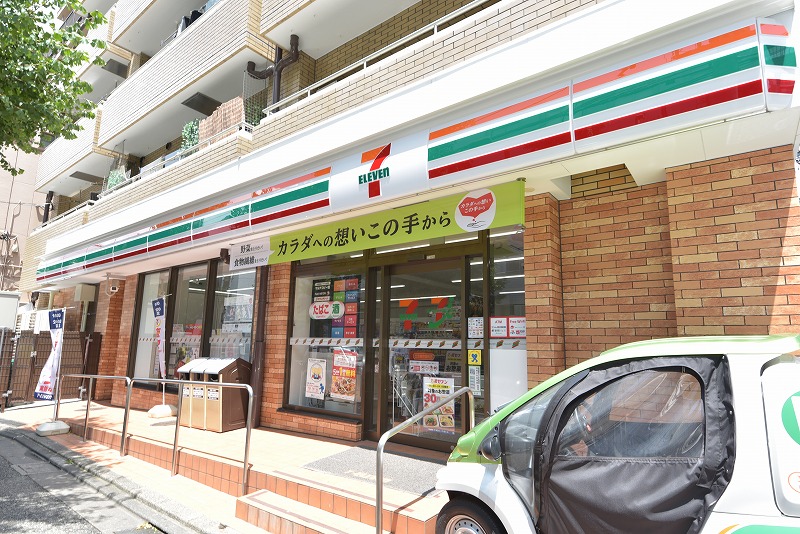 コンビニ　セブンイレブン 文京植物園前店（コンビニ）まで371m