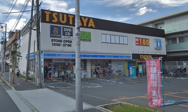 コンビニ　ローソン巽北三丁目店（コンビニ）まで743m