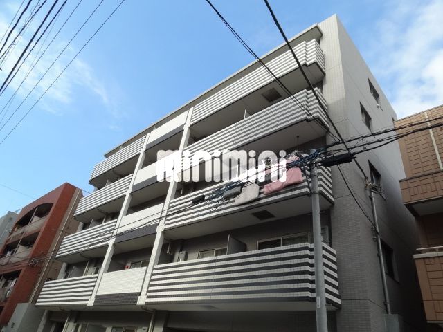 建物外観　５階建てのマンション