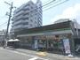 コンビニ　ファミリーマート柳馬場押小路店（コンビニ）まで40m