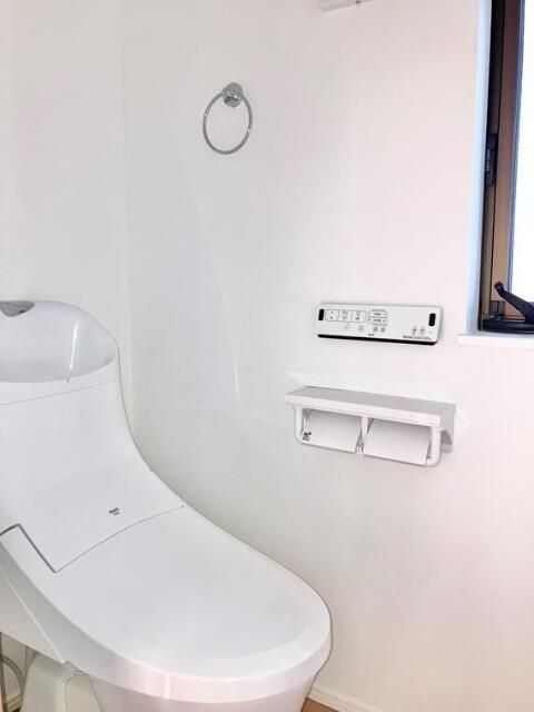 トイレ　シンプルで使いやすいトイレです