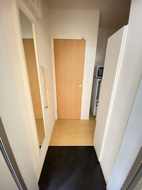 玄関　別部屋同仕様タイプ