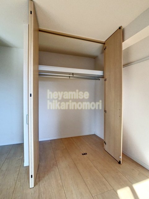 収納　写真は間取りの異なる別号室
