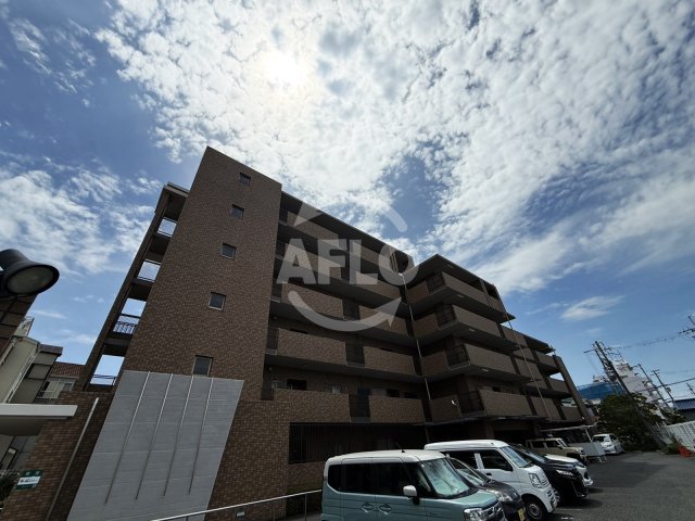 建物外観　ソレアード鶴見　外観