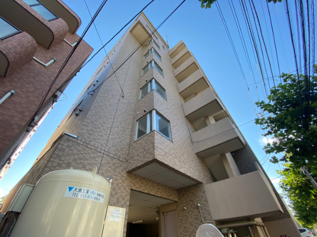 建物外観　札幌市中央区北１２条西「ターフサイド桑園」