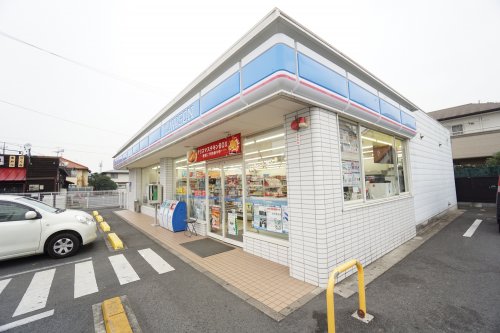 コンビニ　ローソン（コンビニ）まで445m
