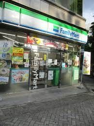 コンビニ　ファミリーマート 丸の内七間町通店（コンビニ）まで251m