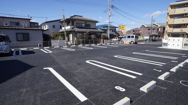 駐車場　駐車場完備です