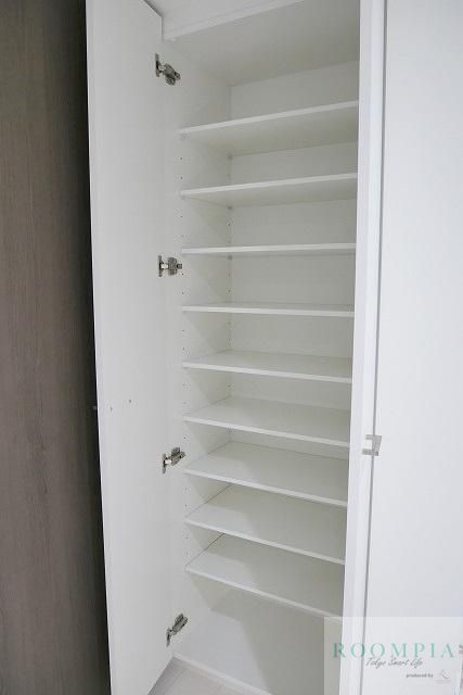 玄関　収納