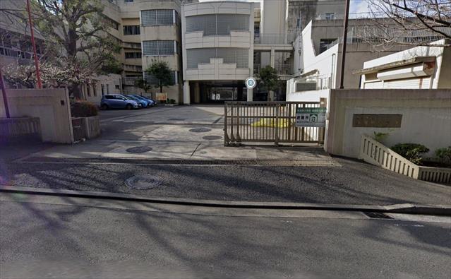 小学校　横浜市立東俣野小学校（小学校）まで582m