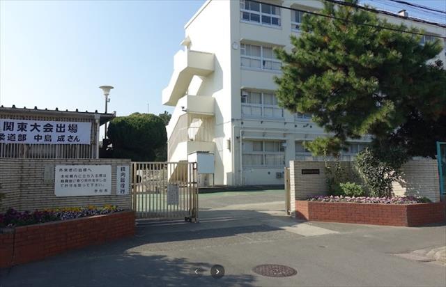 中学校　横浜市立大正中学校（中学校）まで1562m
