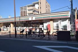 コンビニ　セブンイレブン 大阪今津南1丁目店（コンビニ）まで318m