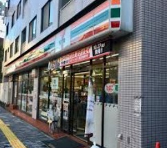 コンビニ　セブンイレブン 北区西ヶ原2丁目店（コンビニ）まで593m