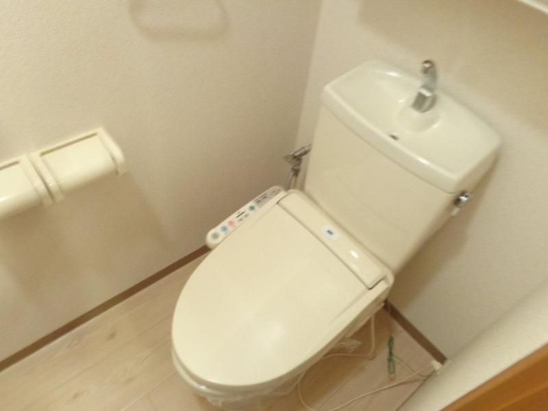 トイレ　図面と現状に相違がある場合には現状を優先