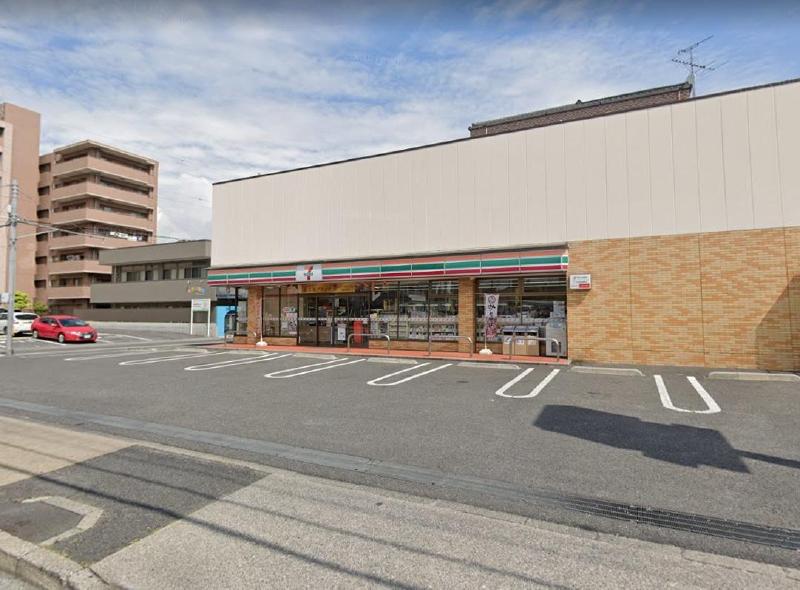 コンビニ　セブンイレブン 足立東和２丁目店（コンビニ）まで200m