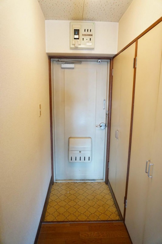 玄関　玄関