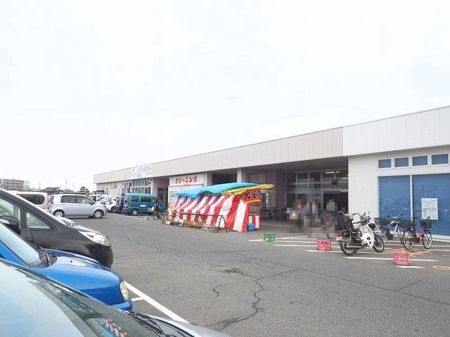 スーパー　ルミエール（スーパー）まで170m