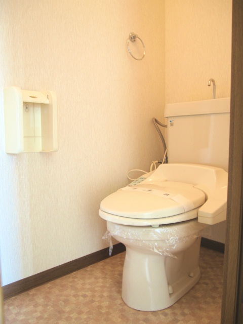 トイレ　落ち着いたトイレです