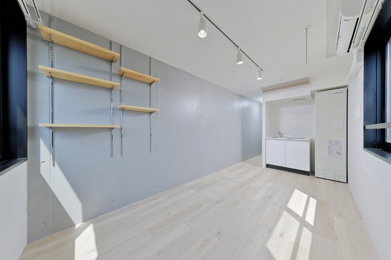 その他部屋・スペース　レールライト
