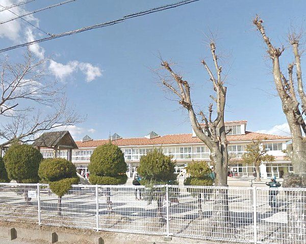 幼稚園・保育園　野見こども園（幼稚園・保育園）まで581m