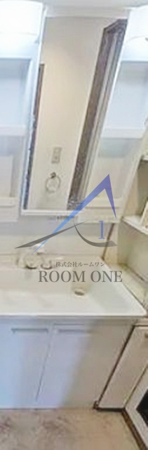 洗面設備　洗面台です。