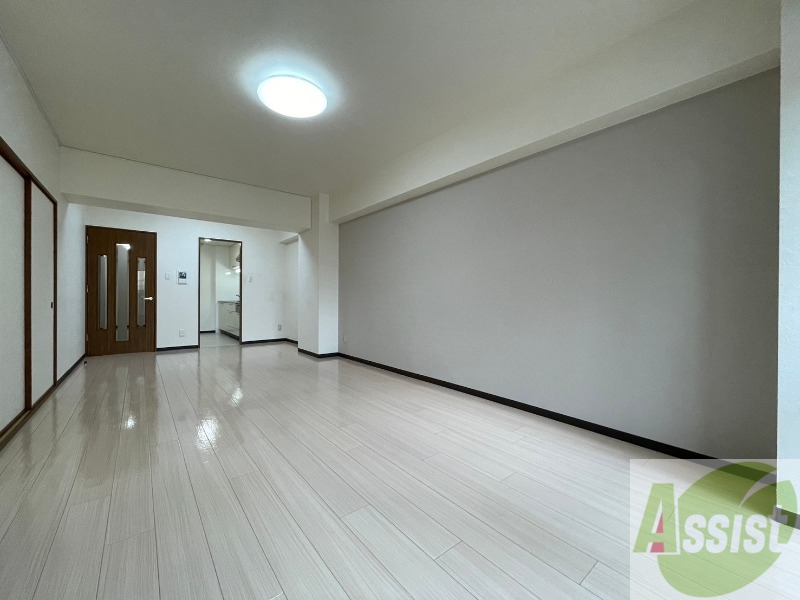 居室・リビング　広くてキレイなお部屋が広がっていて、充実した生活が送れそう。