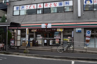 コンビニ　セブンイレブン 川崎登戸駅前店（コンビニ）まで447m