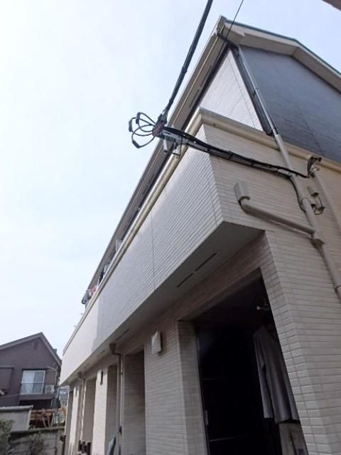 建物外観　新高円寺の駅まで徒歩4分！