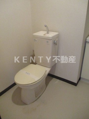 トイレ　落ち着いたトイレです