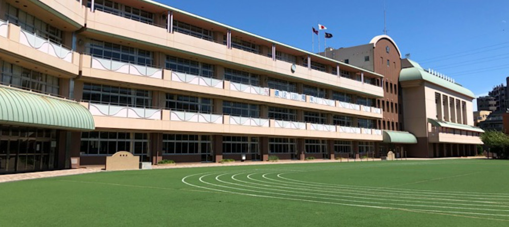 小学校　梅島小学校（小学校）まで426m