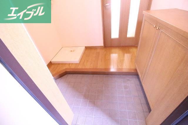 玄関　同タイプのお部屋の写真です