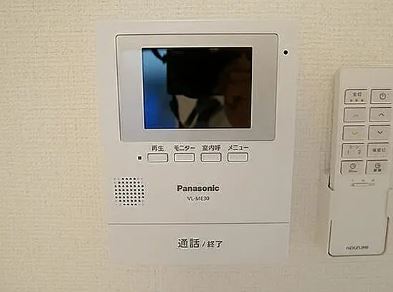 セキュリティ　★TV付インターホンだから安心★