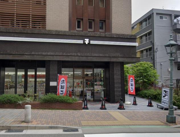 コンビニ　セブンイレブン神戸トアロード店（コンビニ）まで199m