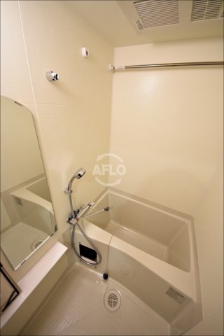 バス・シャワールーム　プレサンス松屋町ヴェルデス　浴室