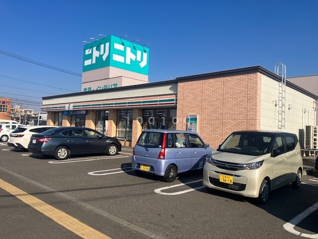 コンビニ　セブンイレブン帯広西１７条競馬場通店（コンビニ）まで540m