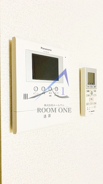 セキュリティ　モニター付きインターホンです。