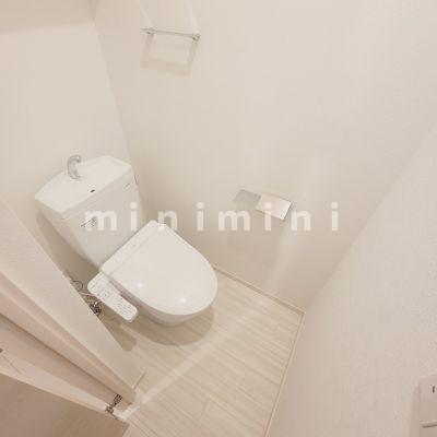 トイレ　※写真は別号室のものですので現状優先とさせていただきます