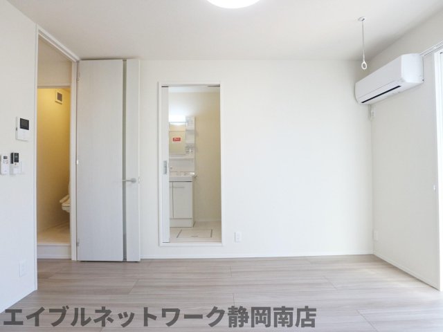 その他　ゆったりとしたリビングです