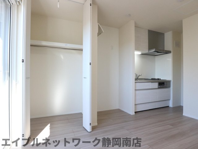 収納　たっぷりとした収納スペースです