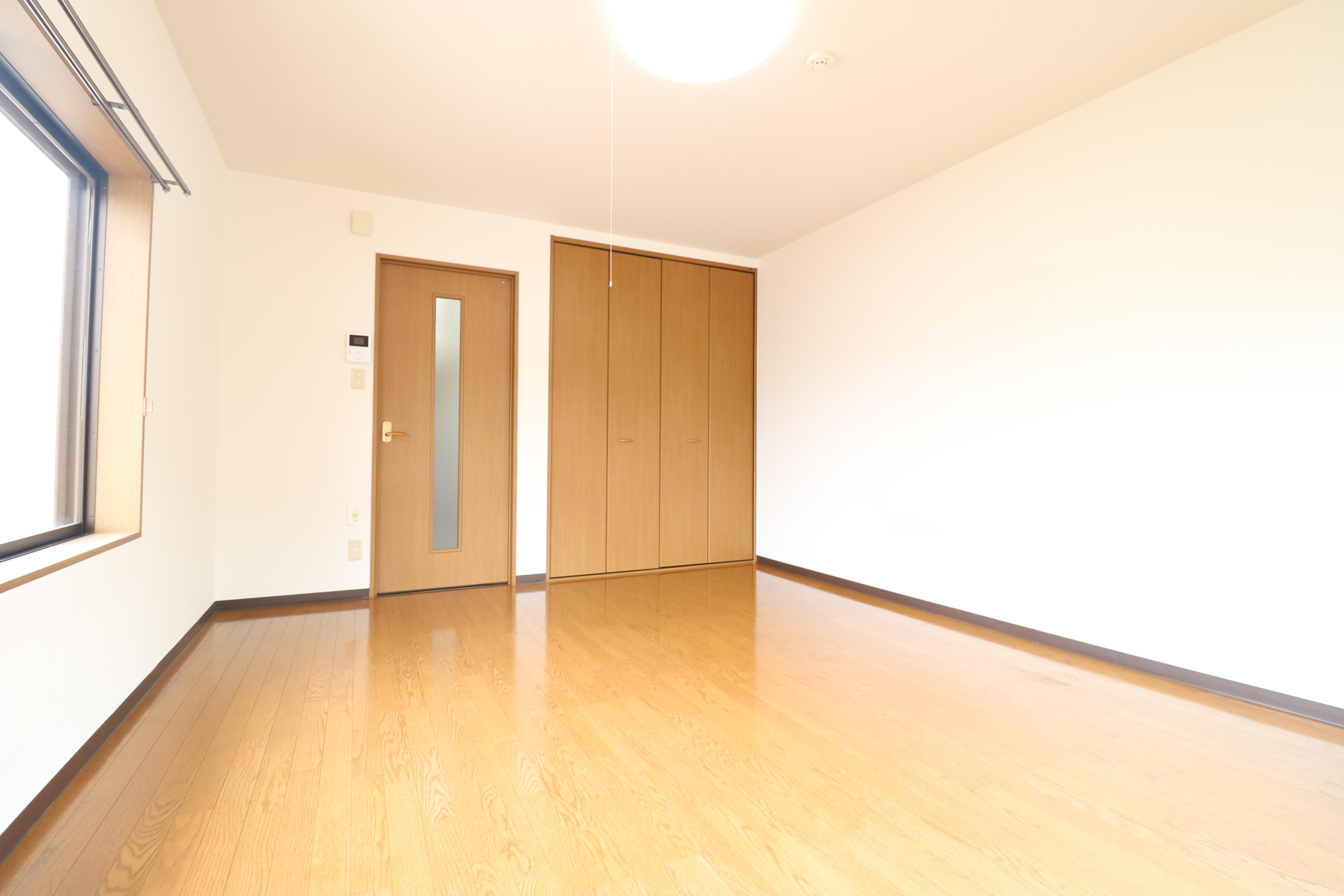 その他部屋・スペース　2面採光の明るいお部屋