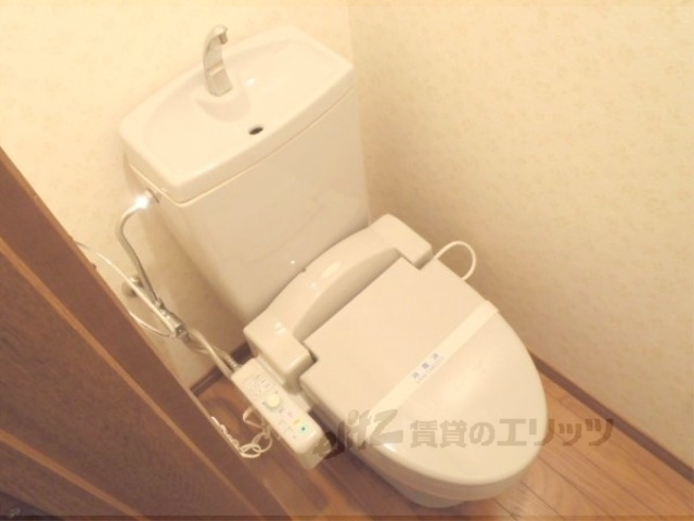 トイレ　１階